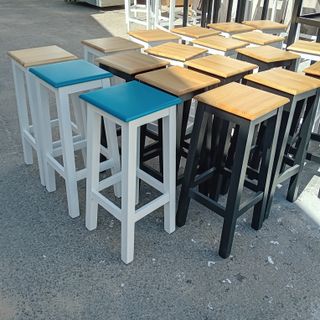 taburete bar alto(mínimo 6)