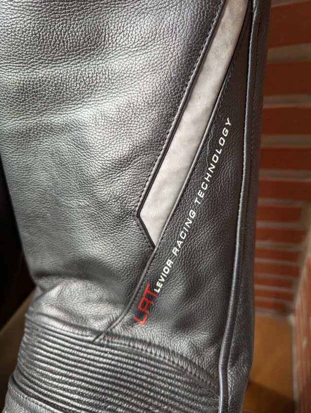 Mono cuero Dos piezas Levior LRT 