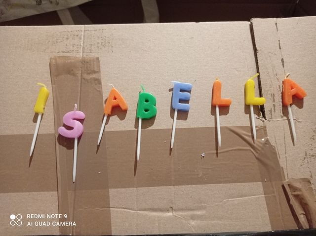 Candeline a forma di lettere