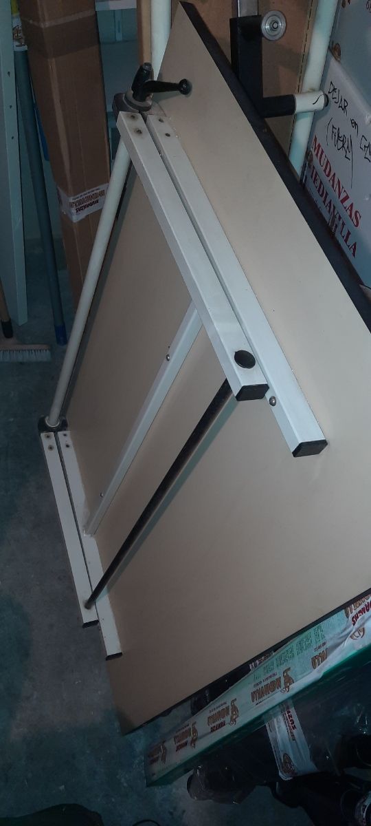 Mesa de dibujo portatil