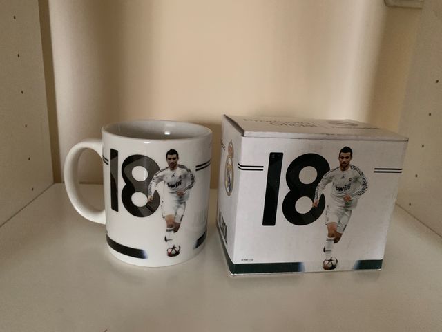 TAZA REAL MADRID ALBIOL