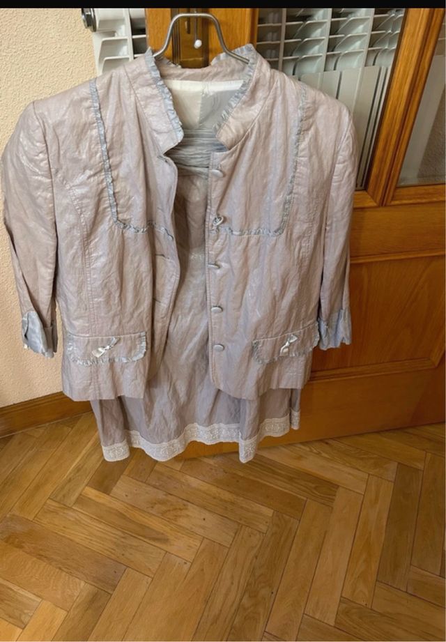 falda y chaqueta de Maria Mariño