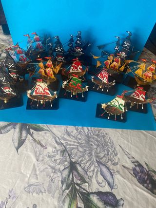 Barcos piratas y galeones españoles