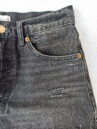 Pantalón corto Zara