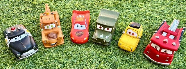 6 figuras de pelicula Disney Pixar Cars