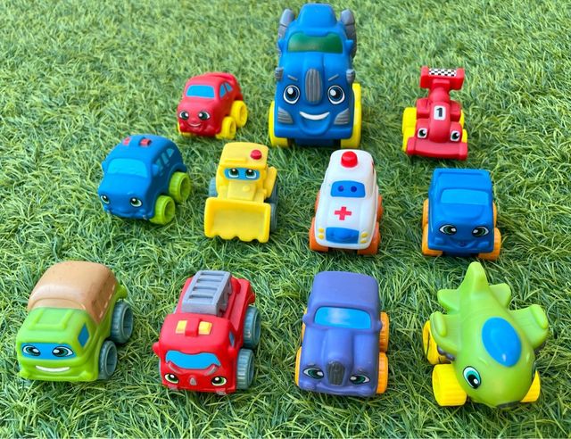 Pack 10 coches blanditos