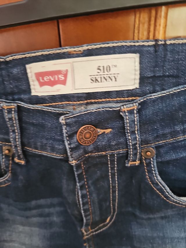 Pantalon chico Levis