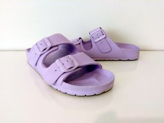 LOTE 2 CHANCLAS ALE-HOP