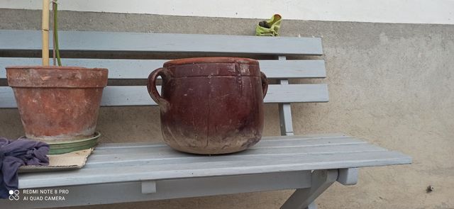 Orcio antica pentola in terracotta