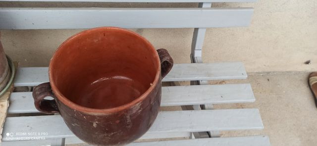 Orcio antica pentola in terracotta