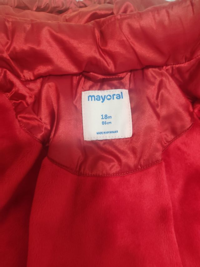Abrigo niña de Mayoral