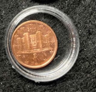 Monedas de 1y 5 céntimos de euro Italia
