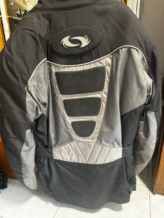 Chaqueta de moto levior