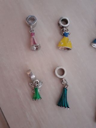 Lote charms