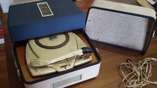 Tocadiscos Ravenia Exacta ~1950 "collector item"