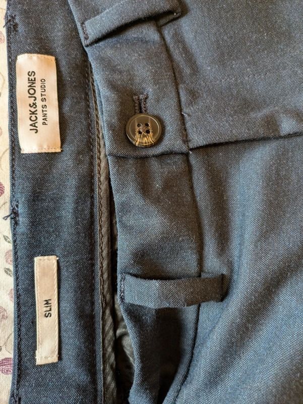 Pantalón chino azul marino