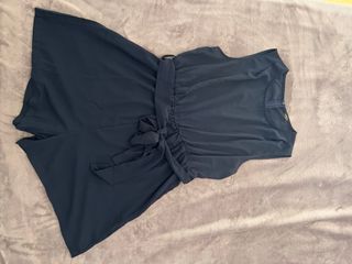 Mono corto azul marino de la marca Vonda, tallaL