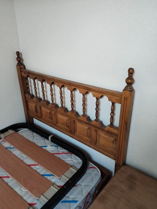 Cabezero de cama madera maciza