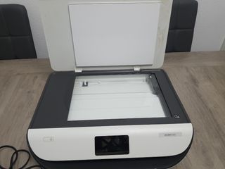 IMPRESORA CON  CARTUCHOS.DE TINTA..