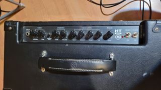 Amplificador Válvulas Blackstar HT5 Metal
