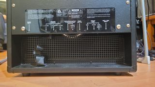 Amplificador Válvulas Blackstar HT5 Metal