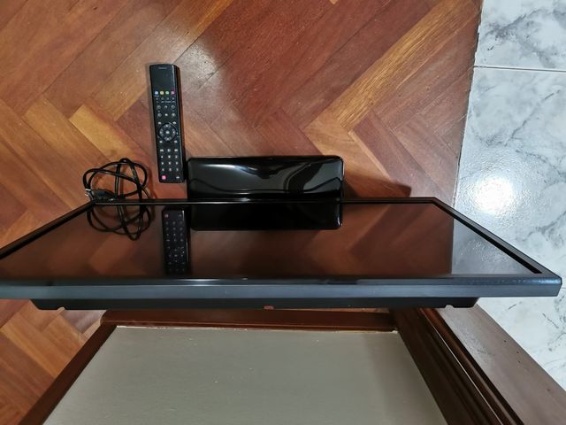 TV THOMSON 26HU5253 (26 PULGADAS)