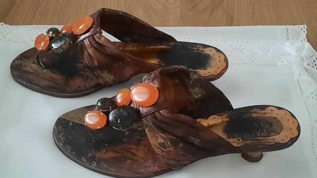 Sandalias elegantes de ceremonia