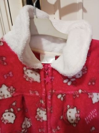 Bata de casa de niña