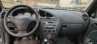 Ford Fiesta 2002