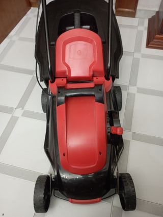 Cortacesped Black & Decker GR3410, 230V 1050W