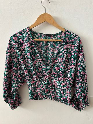 Top flores de Zara