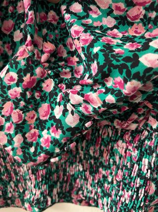 Top flores de Zara