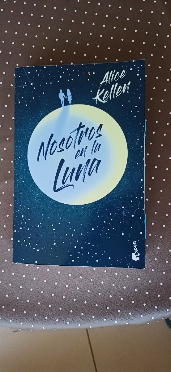 Libro Nosotros en la Luna - Alice Kellen