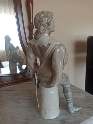 Figura porcelana