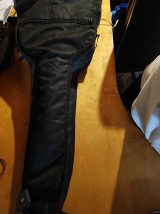 Guitarra Navarrez, Afinador, Puas y Funda