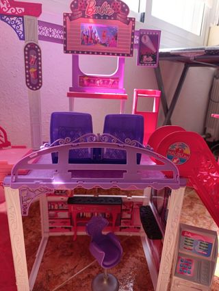 Accesorios y muñecas Barbie,

