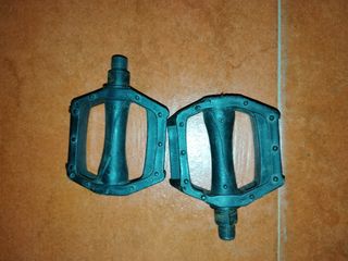 Pedales de bicicleta