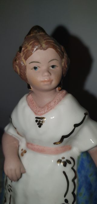 Figuras porcelana  falleras