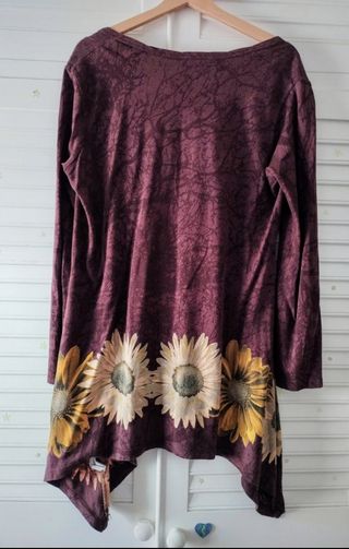 Blusòn o camiseta larga desigual, T. XL