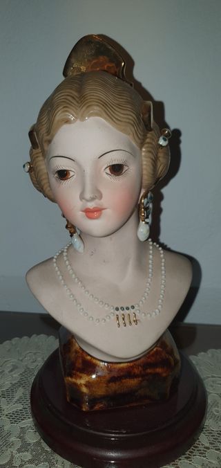 Figuras porcelana  valenciana
