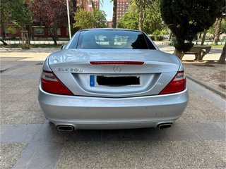 Mercedes-Benz SLK 2011