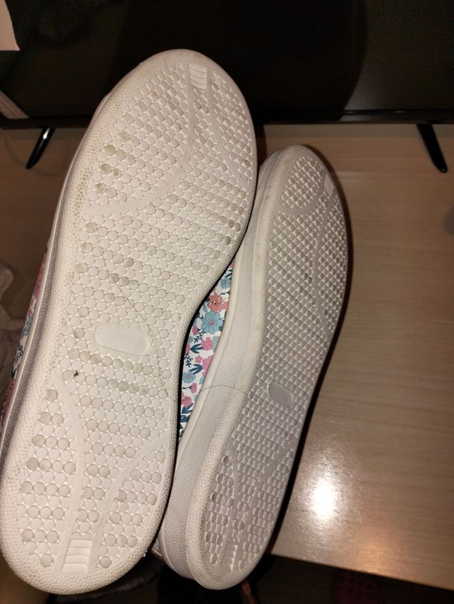 Zapatillas clásicas de polipiel