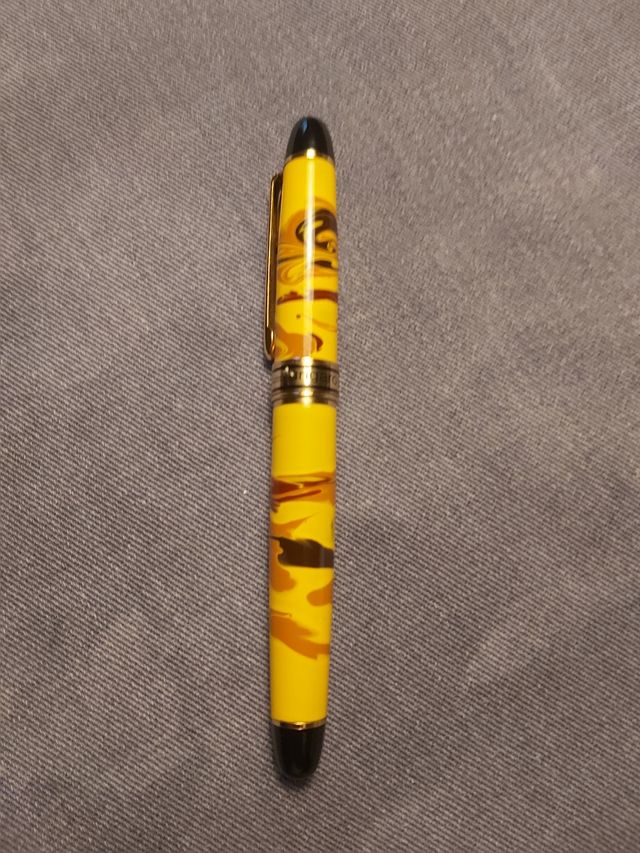 Caneta antiga Ungaro