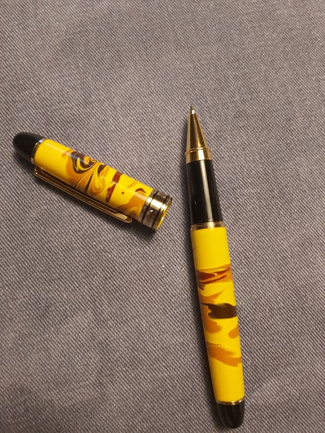 Caneta antiga Ungaro