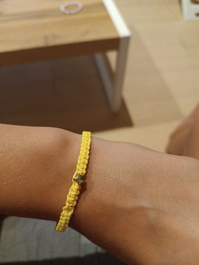 Pulsera de macramé "feel sumer"