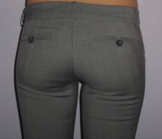Pantalón gris de Bershka