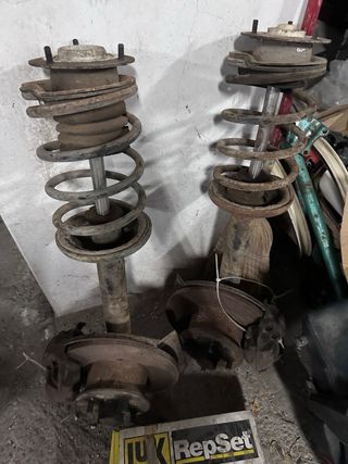 Manguetas suspension y frenos Bmw 2000 CS