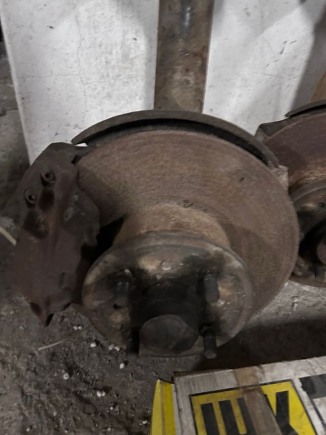 Manguetas suspension y frenos Bmw 2000 CS