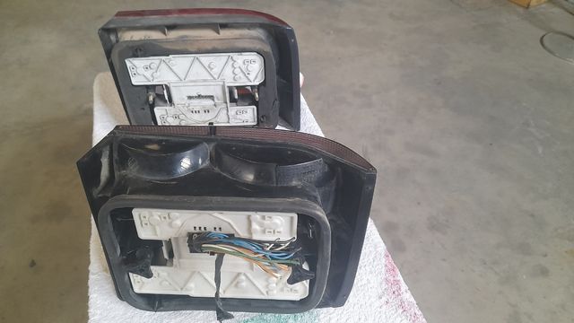 Pilotos traseros Renault  19