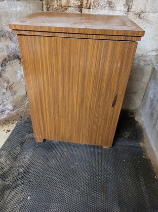 Máquina de coser SINGER antigua